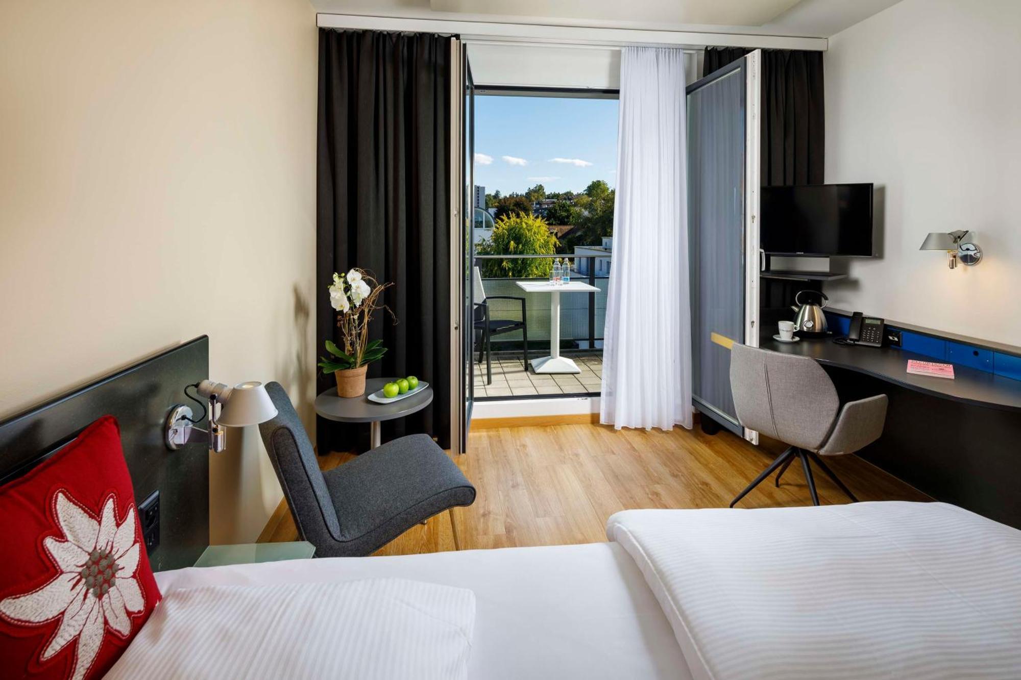 Hotel Allegra Lodge Kloten Eksteriør bilde